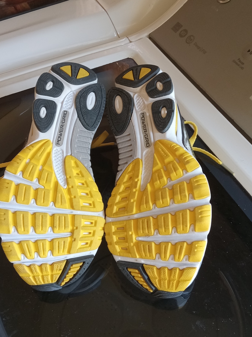 Saucony Yellow & White Running Sneakers - Picture 5 of 8
